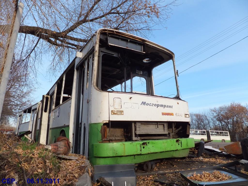 Москва, Ikarus 280.33M № 02208