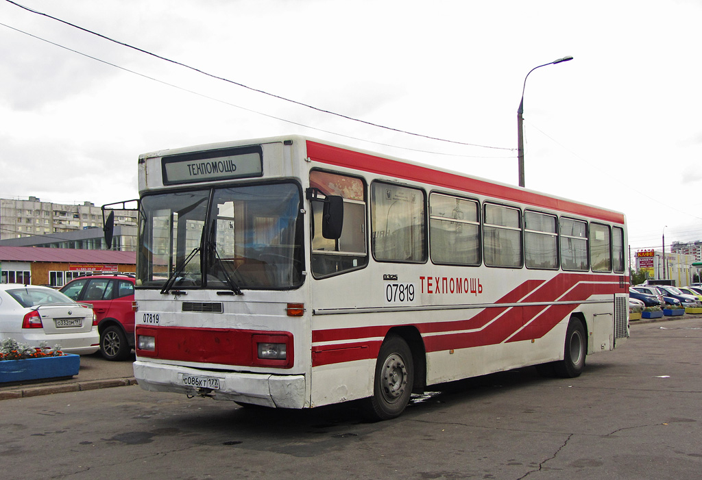 Москва, Mercedes-Benz O325 № 07819