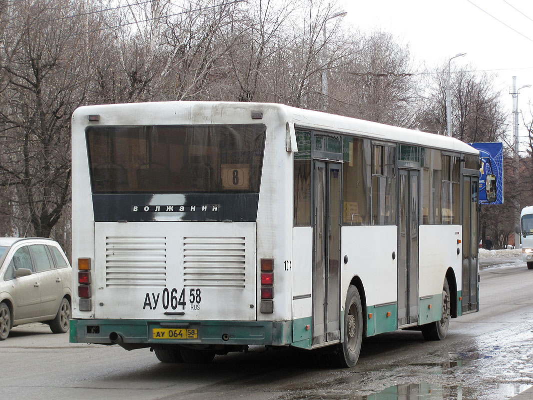 Пензенская область, Волжанин-5270-10-04 № 1014