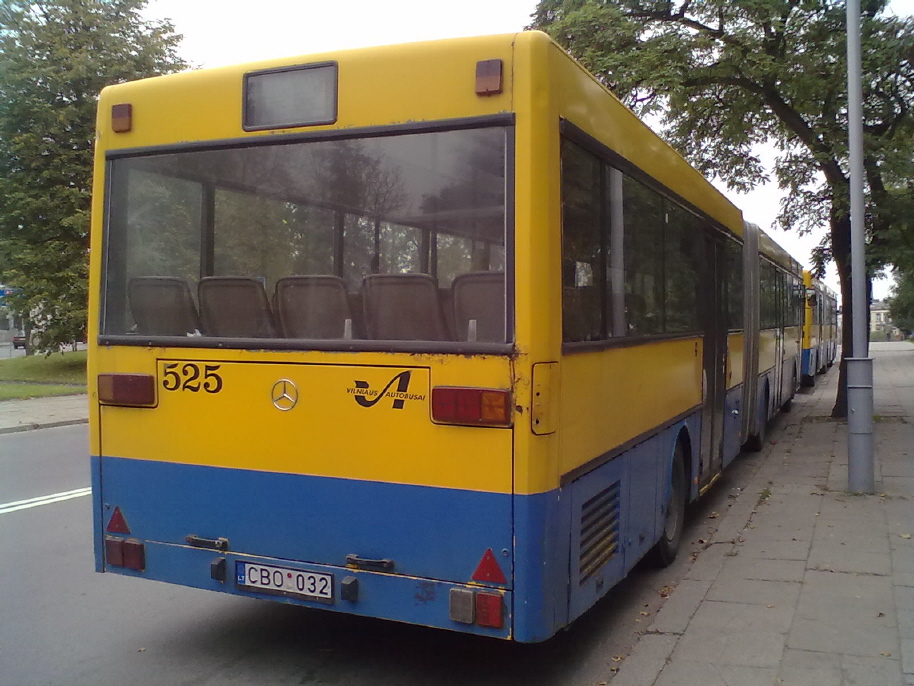 Литва, Mercedes-Benz O405G № 525