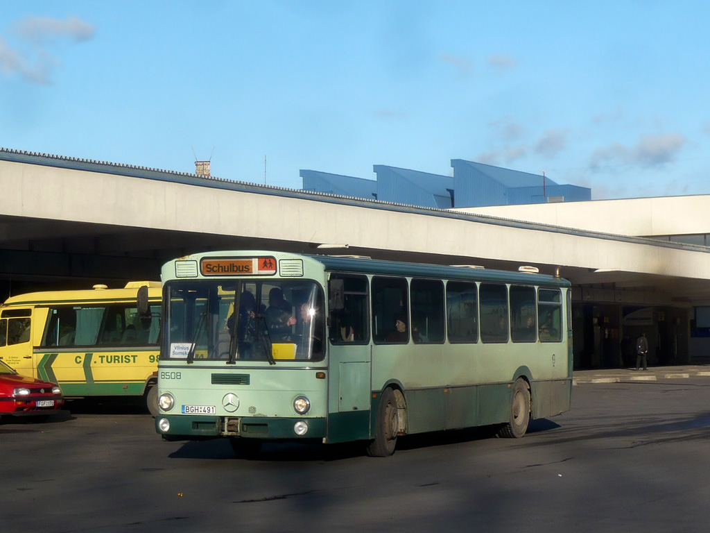 Литва, Mercedes-Benz O305 № BGH 491