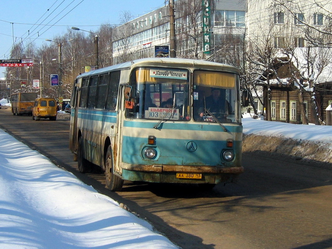 Кировская область, ЛАЗ-695Н № АА 380 43