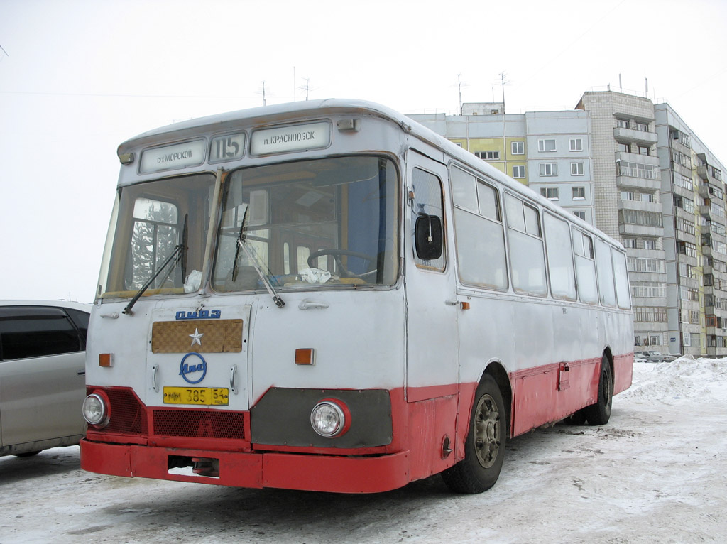 Novosibirsk region, LiAZ-677M № 10176