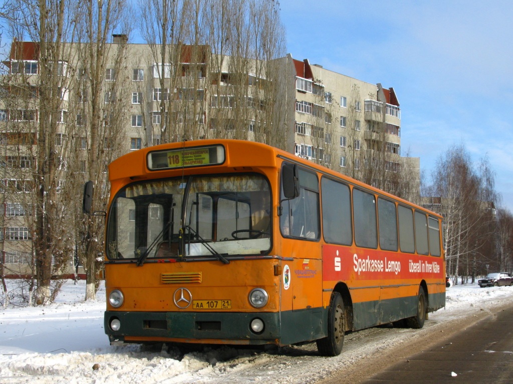 Чувашия, Mercedes-Benz O305 № 164