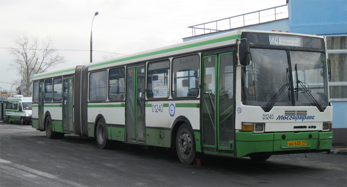 Москва, Ikarus 435.17 № 01240