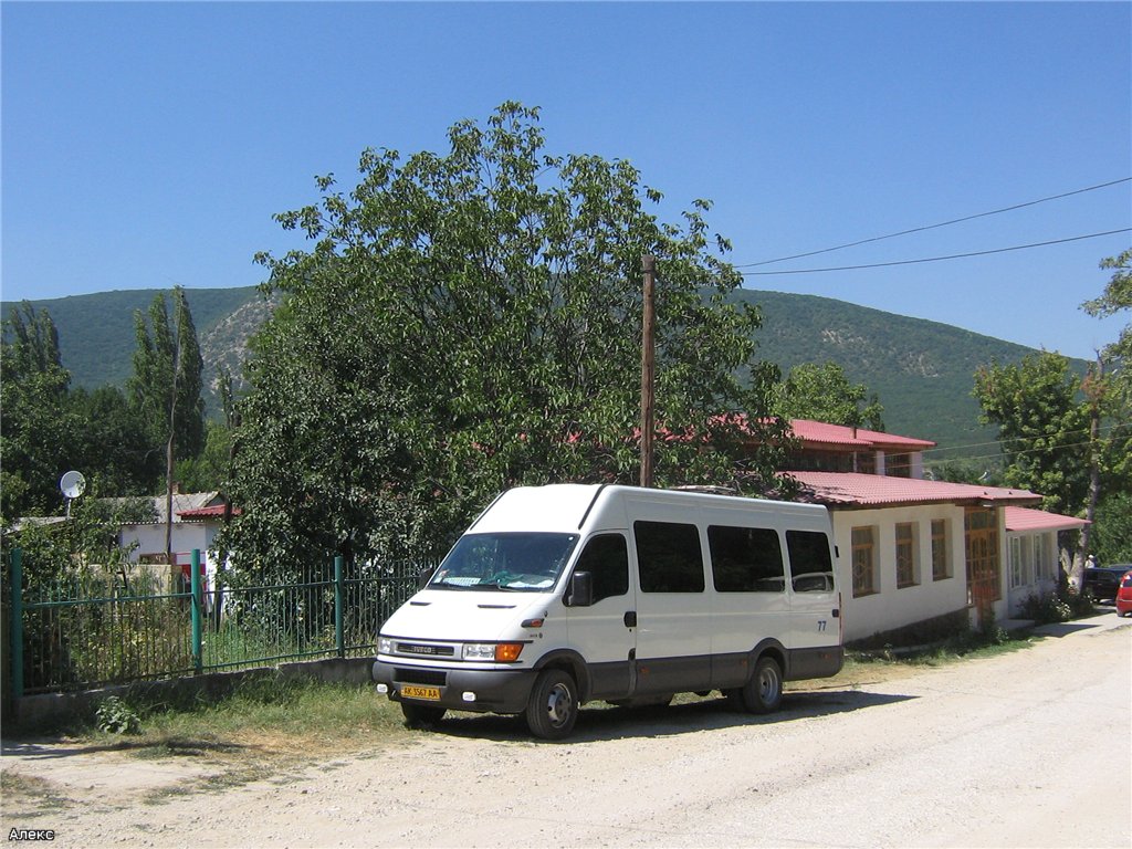 Республика Крым, IVECO Daily 35C11 № AK 3567 AA