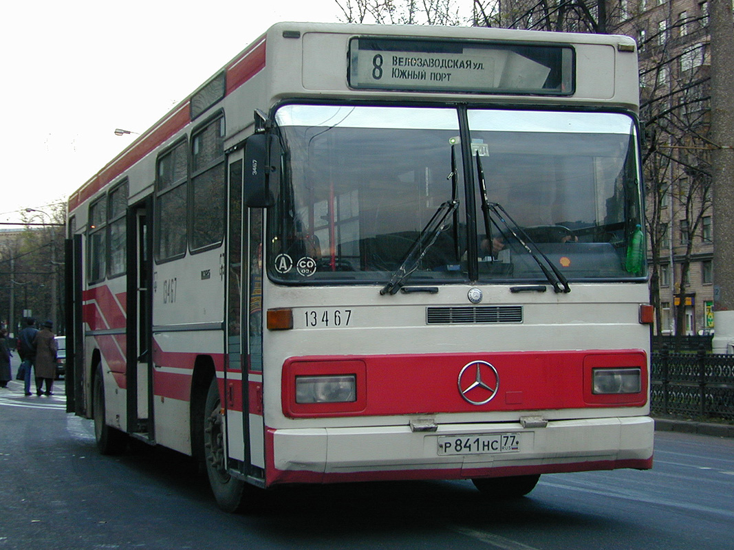 Moszkva, Mercedes-Benz O325 sz.: 13467