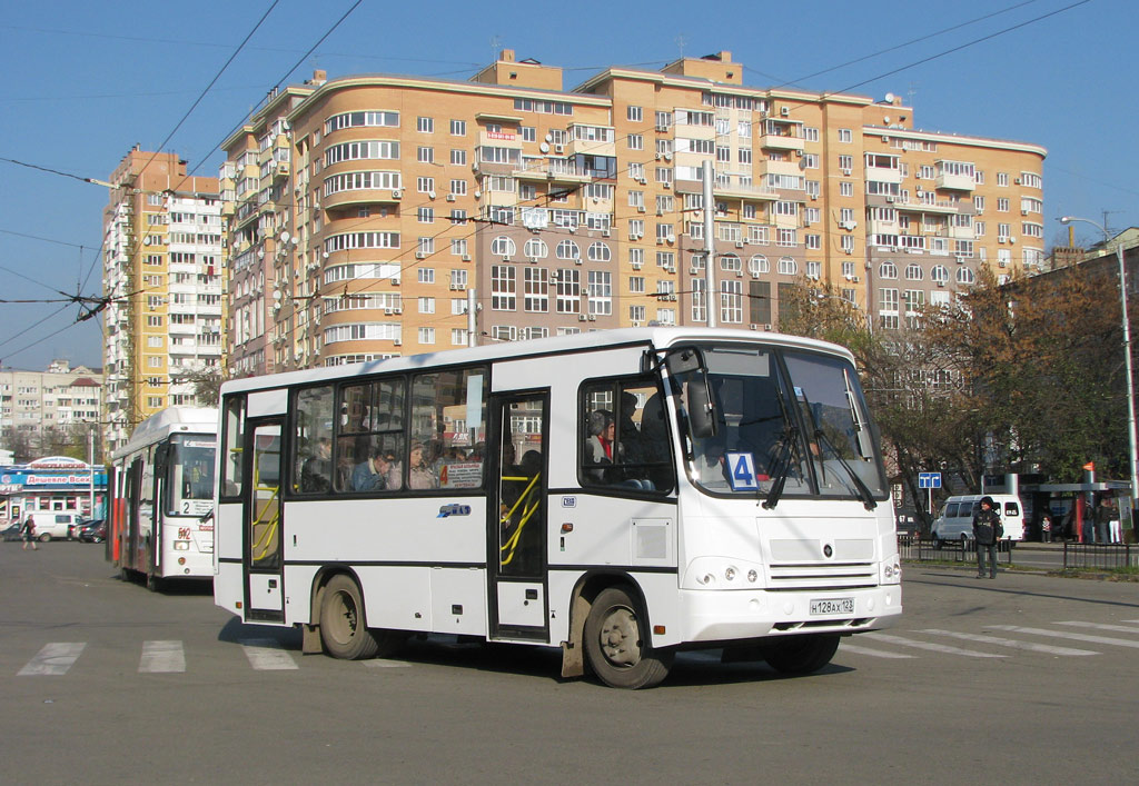 Krasnodar region, PAZ-320402-03 # Н 128 АХ 123