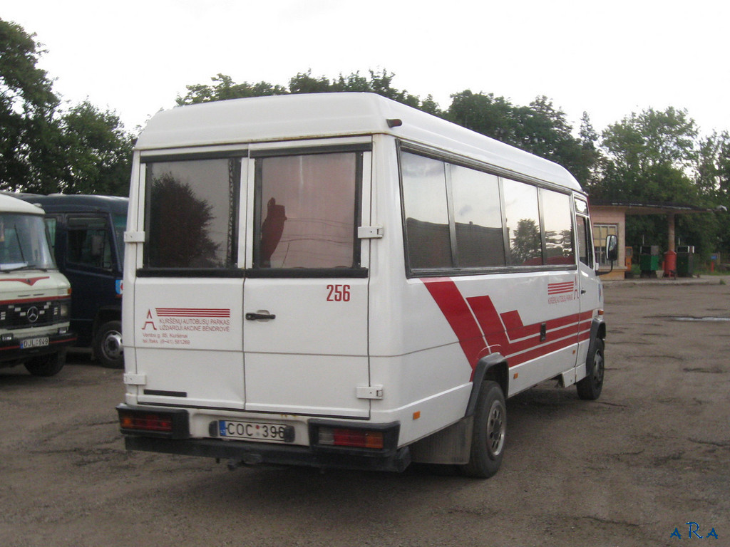 Litva, Mercedes-Benz T2 614D č. 256