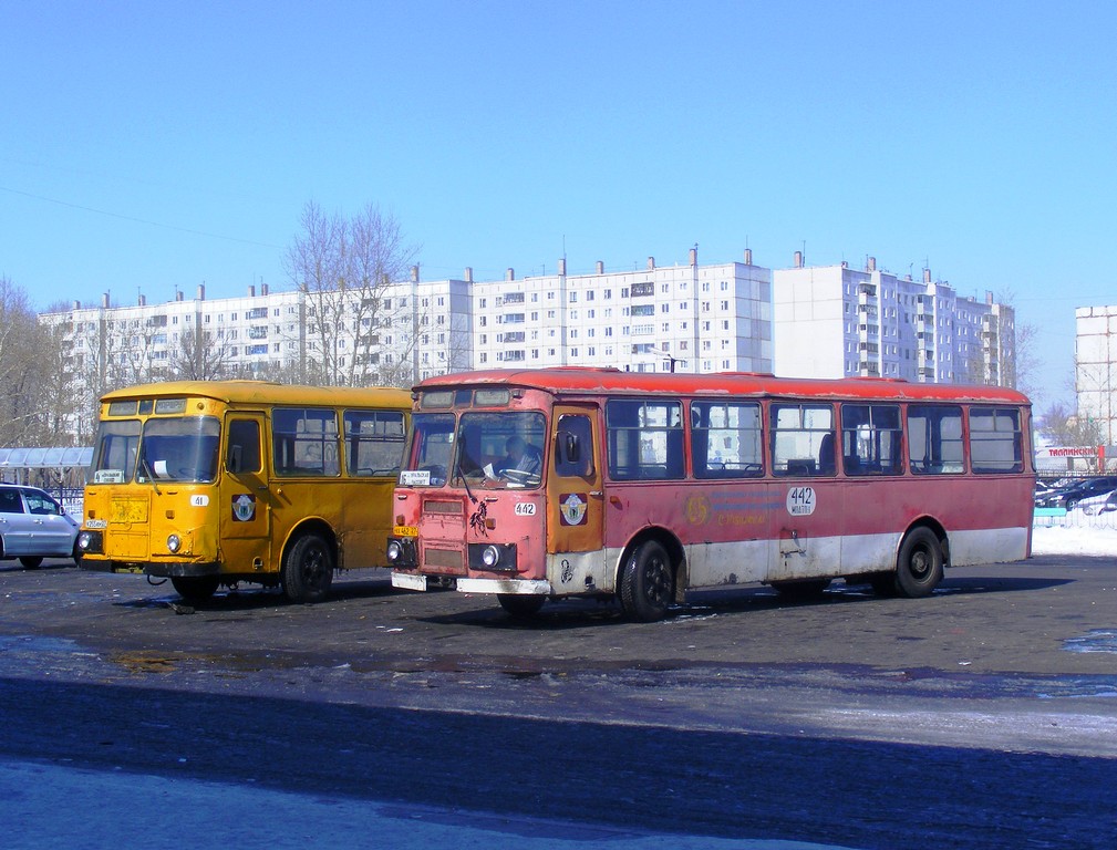 Хабаровский край, ЛиАЗ-677М № 442