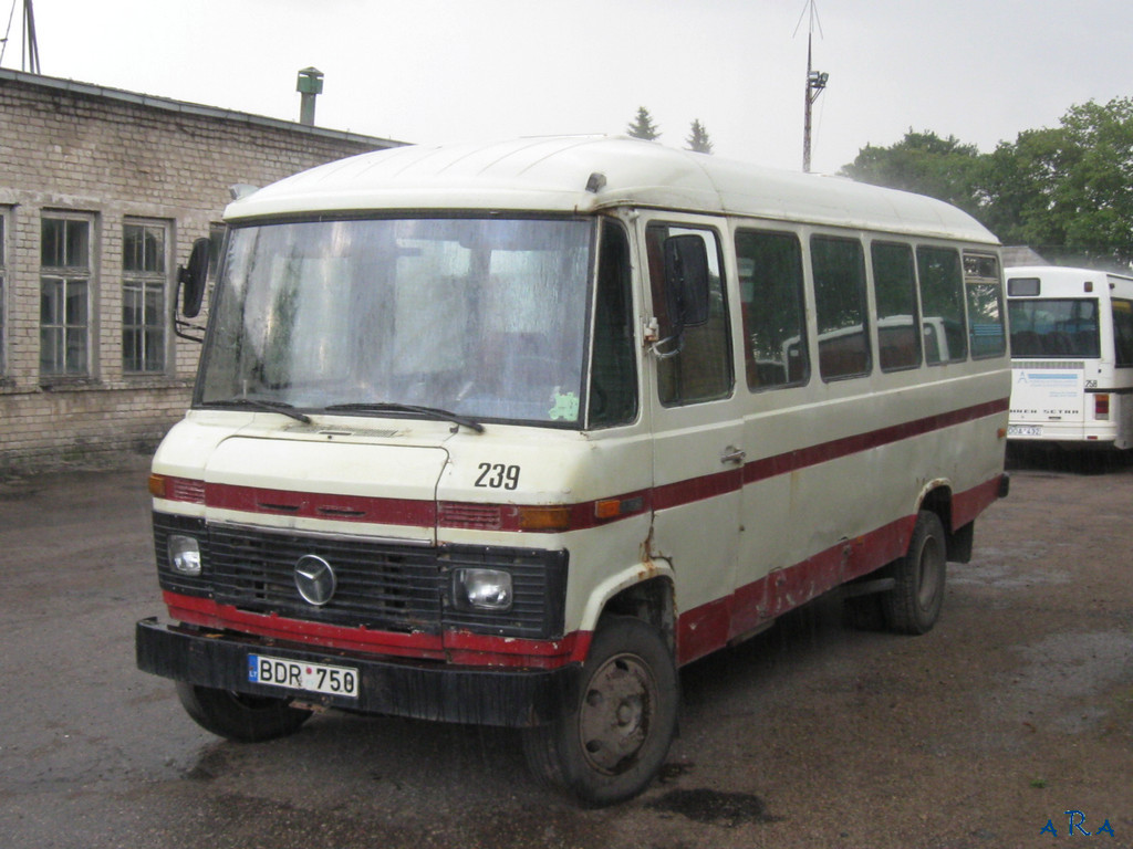 Литва, Mercedes-Benz O309D № 239