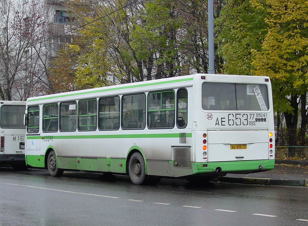 Москва, ЛиАЗ-5256.25 № 09241