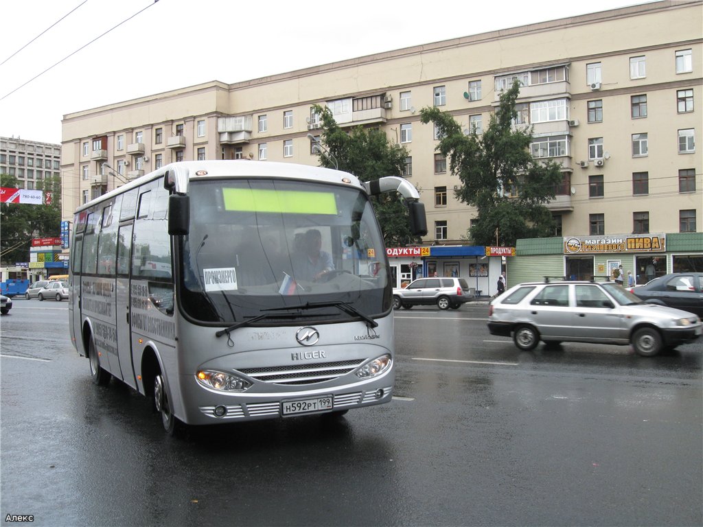 Moskwa, Higer KLQ6720B1G Nr Н 592 РТ 199