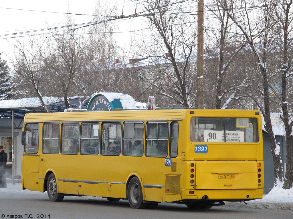 Omsk region, LiAZ-5256.25 č. 1391