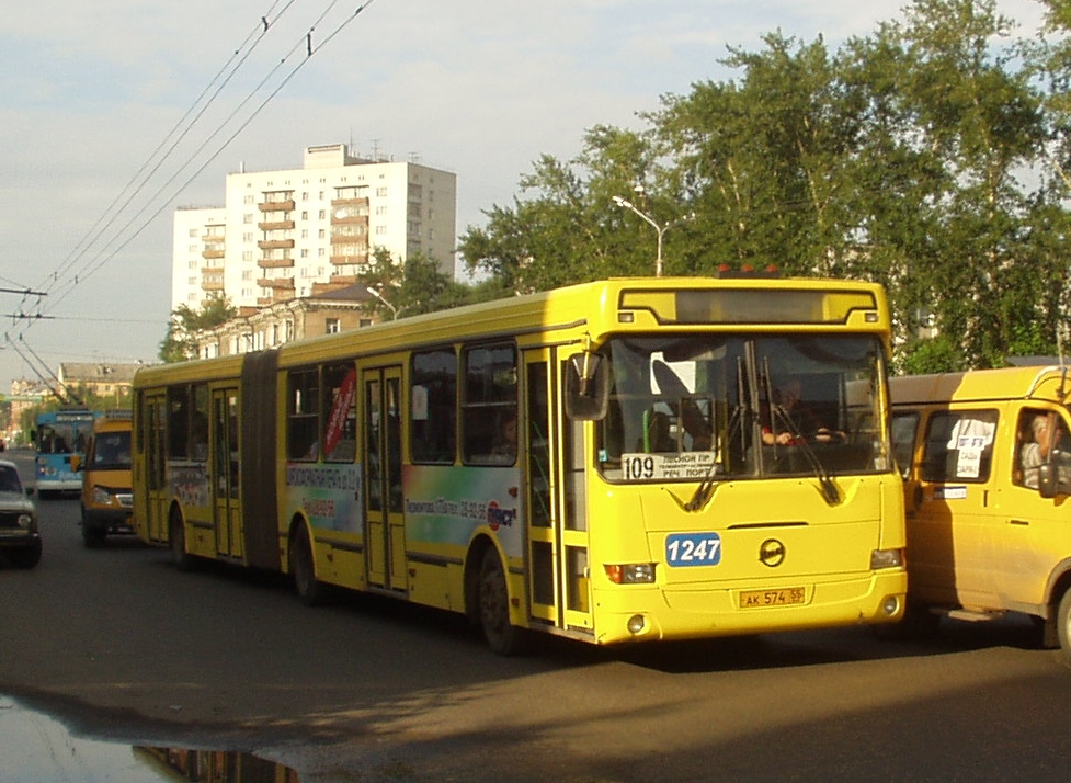 Омская область, ЛиАЗ-6212.00 № 1247