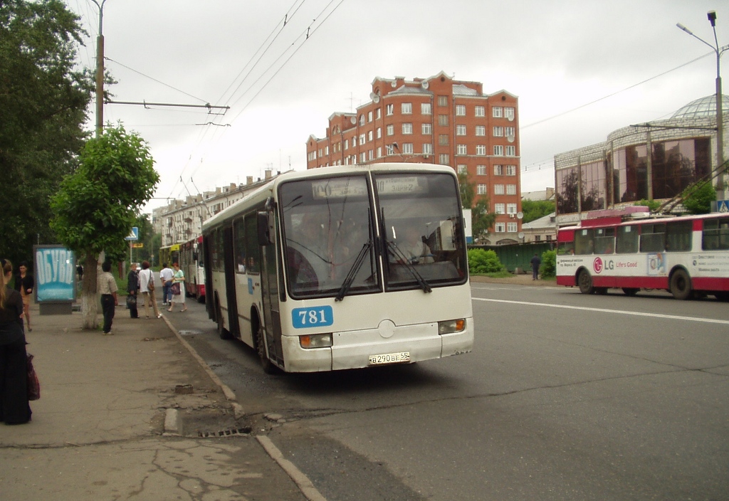 Омская область, Mercedes-Benz O345 № 781