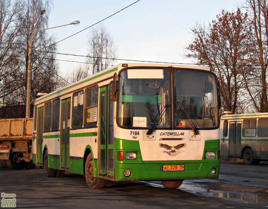 Санкт-Петербург, ЛиАЗ-5256.26 № 7164