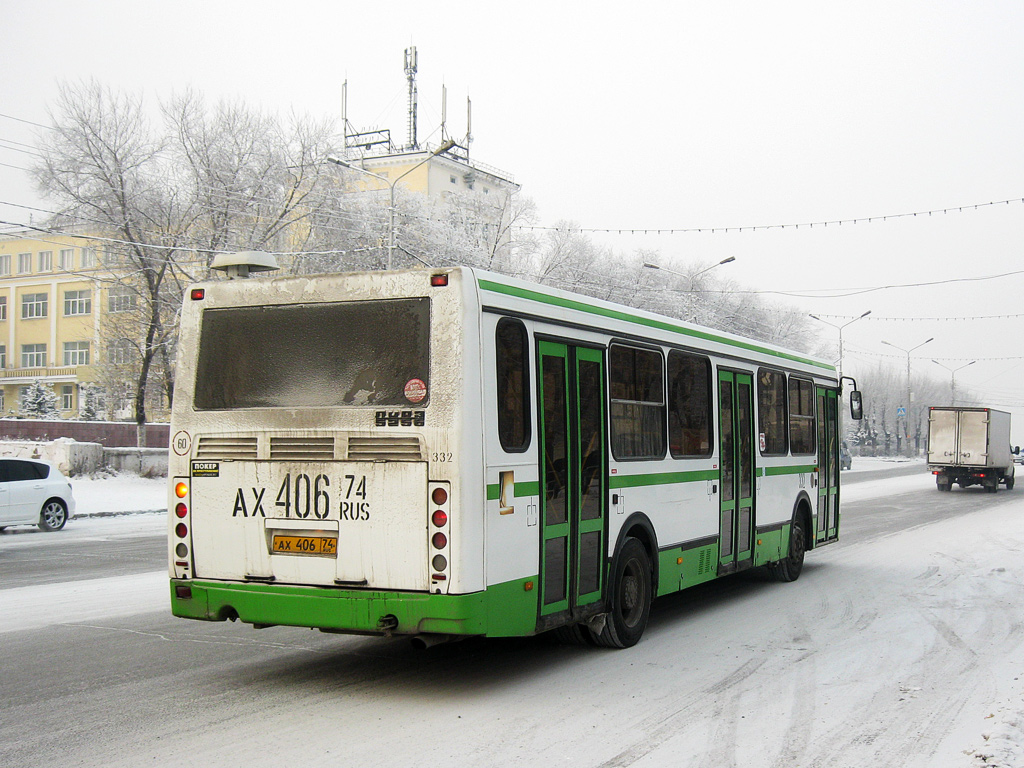 Челябинская область, ЛиАЗ-5256.35 № 332