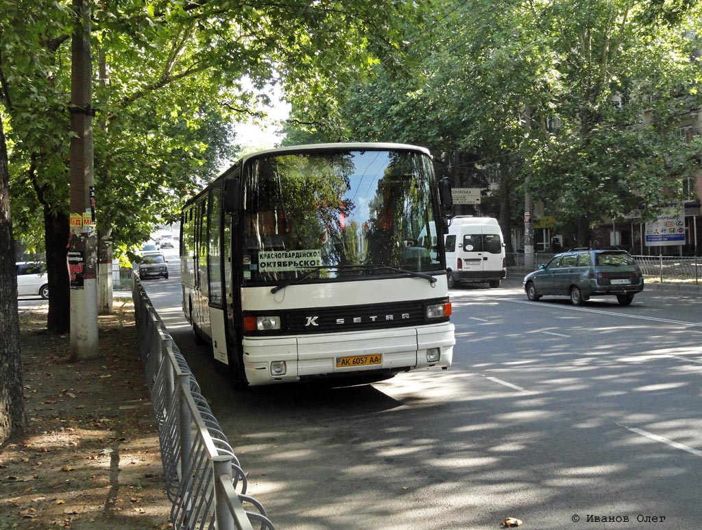 Republic of Crimea, Setra S215UL # AK 6057 AA