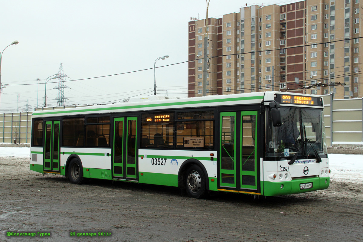 Moskva, LiAZ-5292.21 č. 03527