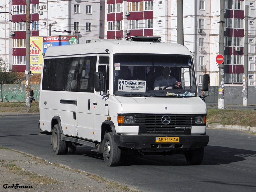 Днепропетровская область, Mercedes-Benz T2 711D № AE 7223 AA