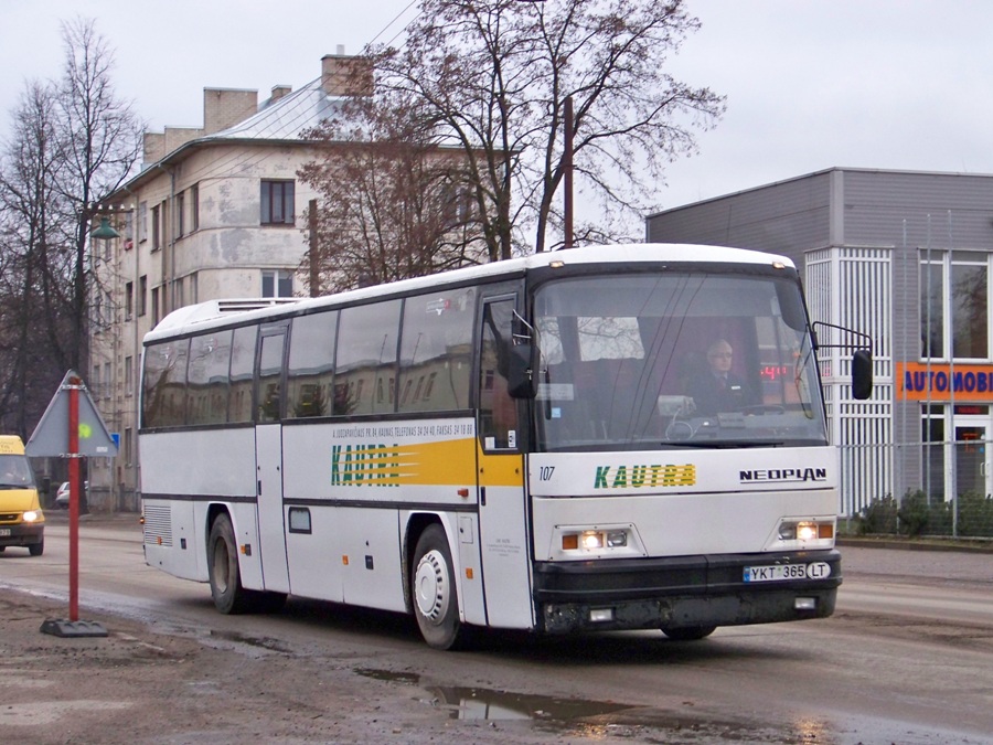 Литва, Neoplan N316K Transliner № 107