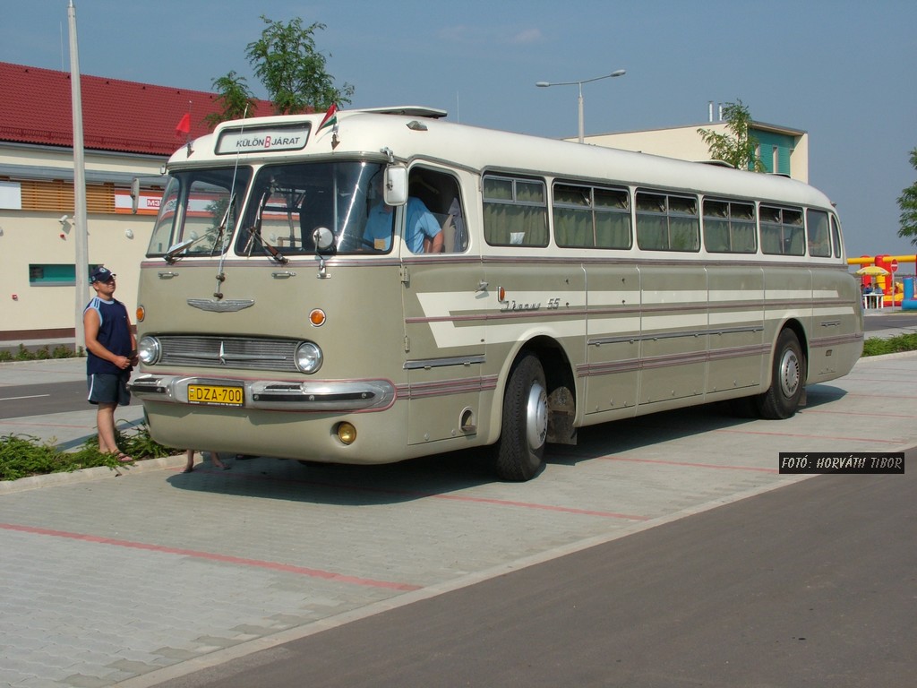 Венгрия, Ikarus  55.21 № DZA-700; Венгрия — I. Nemzetközi Ikarus, Csepel és Veteránjármű Találkozó, Polgár (2008)