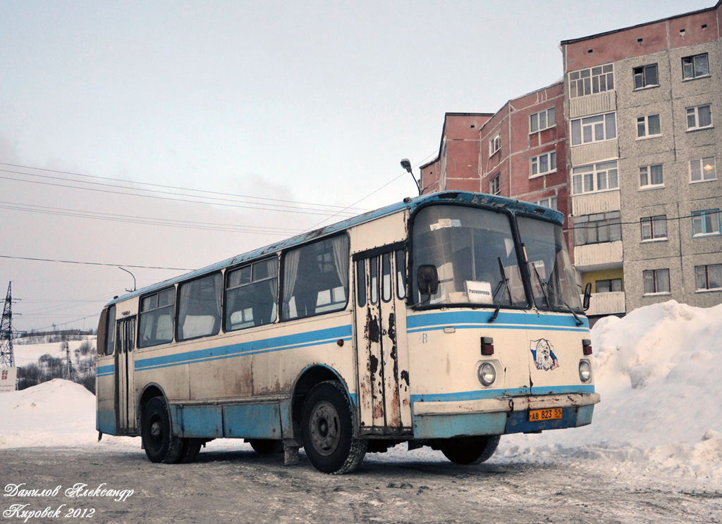 Мурманская область, ЛАЗ-695Н № АВ 823 51