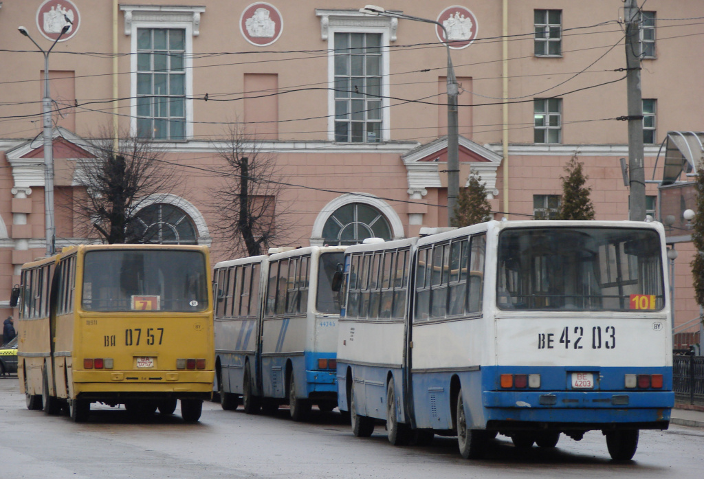 Витебская область, Ikarus 280.02 № 010911; Витебская область, Ikarus 280.33 № 010511