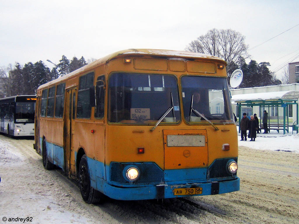 Пензенская область, ЛиАЗ-677М № 38