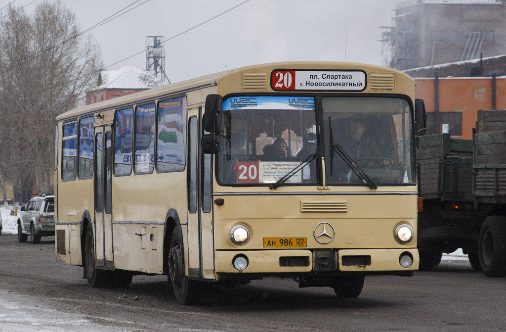 Алтайский край, Mercedes-Benz O307 № АН 986 22