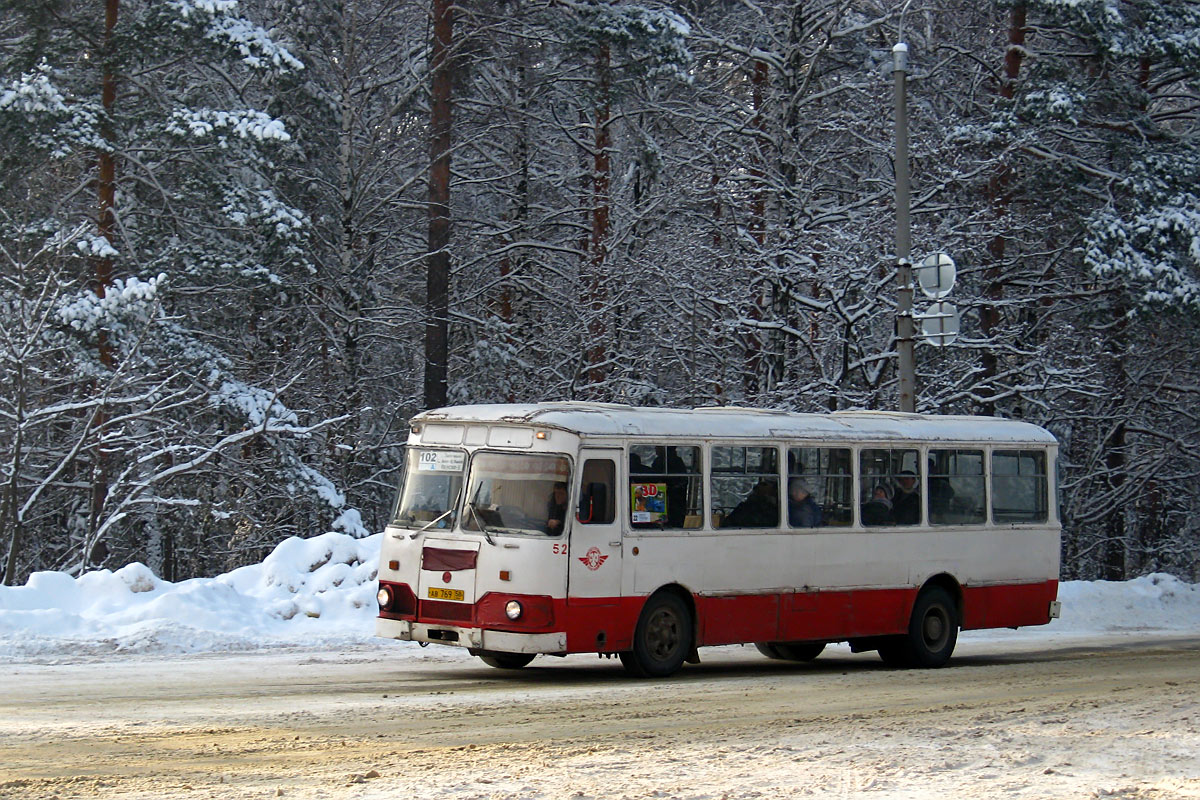 Пензенская область, ЛиАЗ-677М № 52