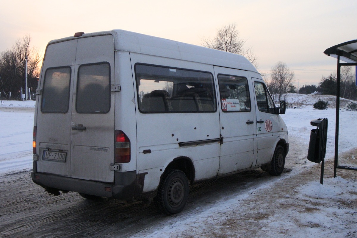 Латвия, Mercedes-Benz Sprinter W901/W902 208D № HF-7100