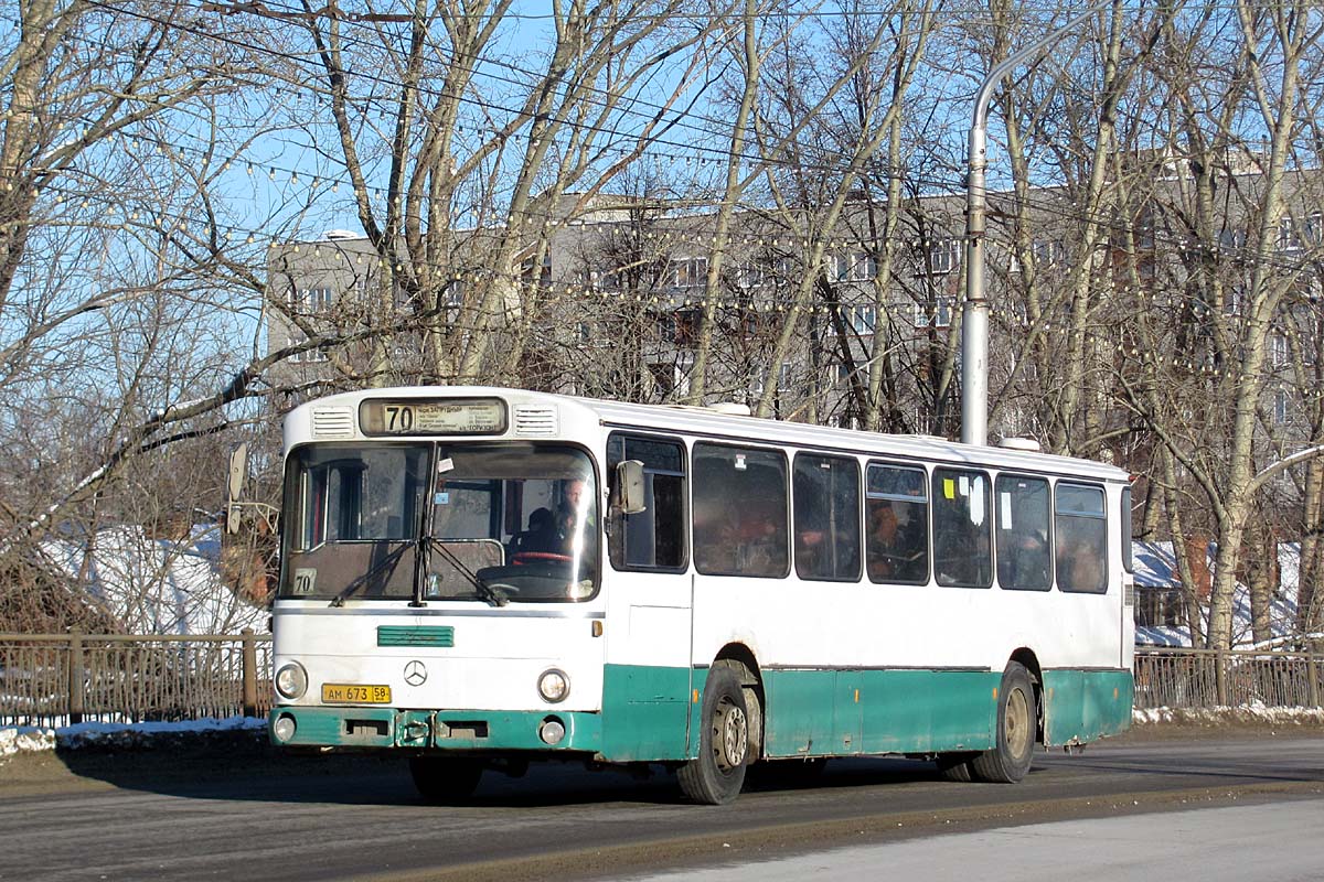 Penza region, Mercedes-Benz O307 # АМ 673 58