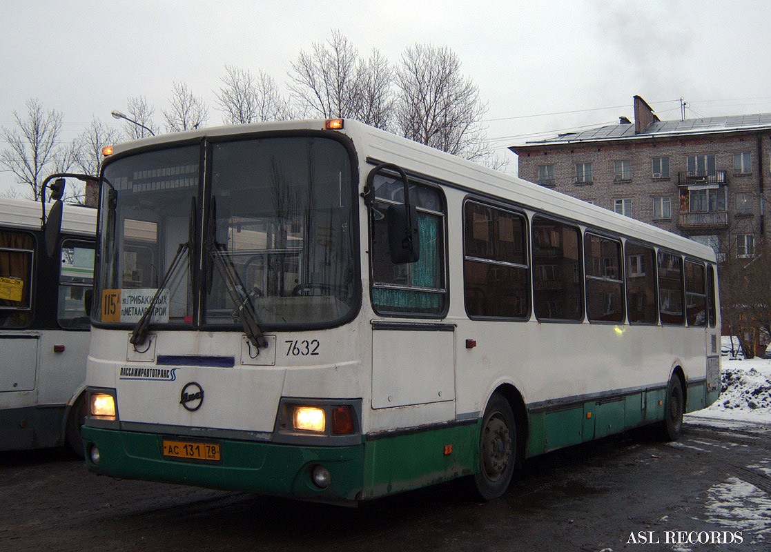 Санкт-Петербург, ЛиАЗ-5256.25 № 7632