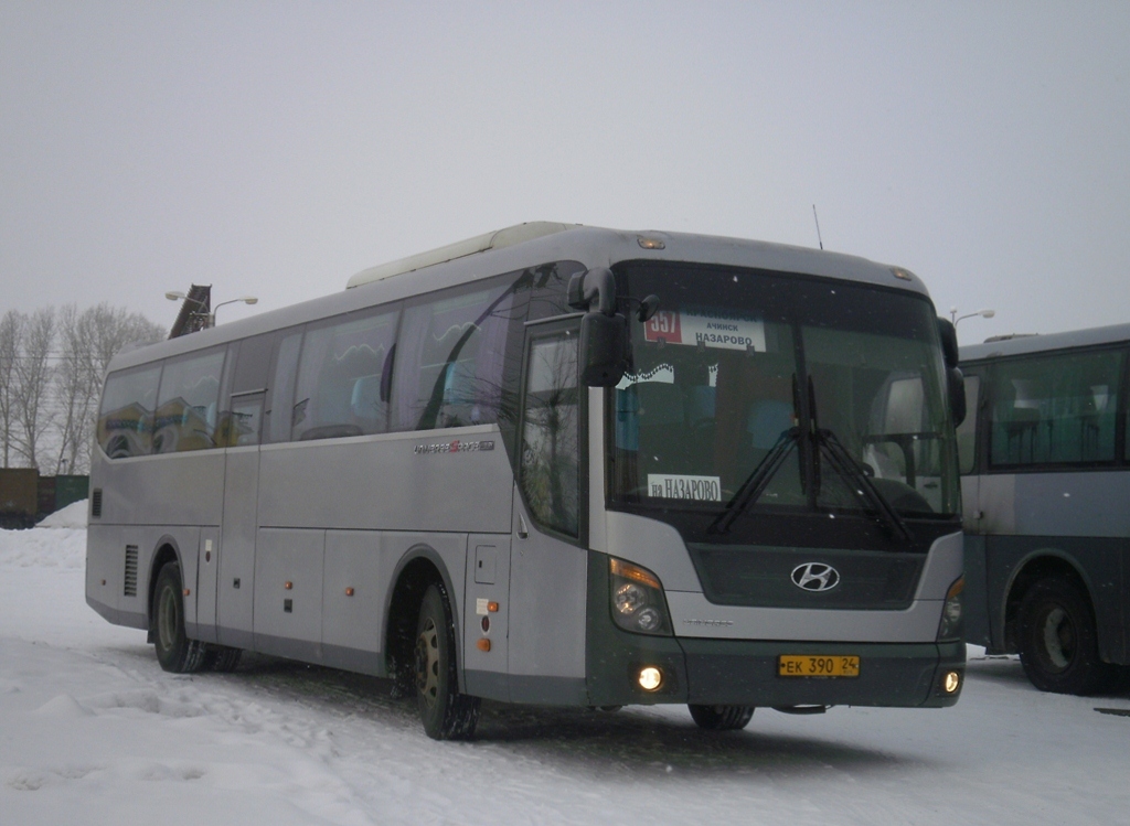 Красноярский край, Hyundai Universe Space Luxury № ЕК 390 24