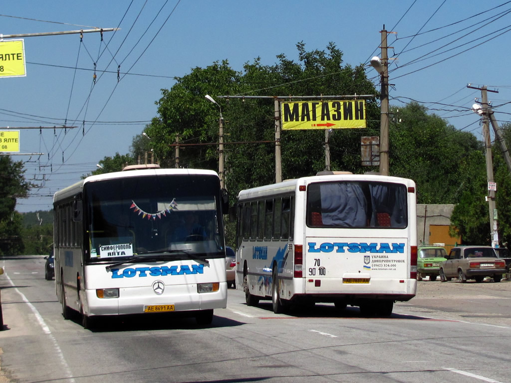 Republic of Crimea, Mercedes-Benz O345 Nr. AE 8691 AA; Republic of Crimea, Mercedes-Benz O345 Nr. AE 7837 AA