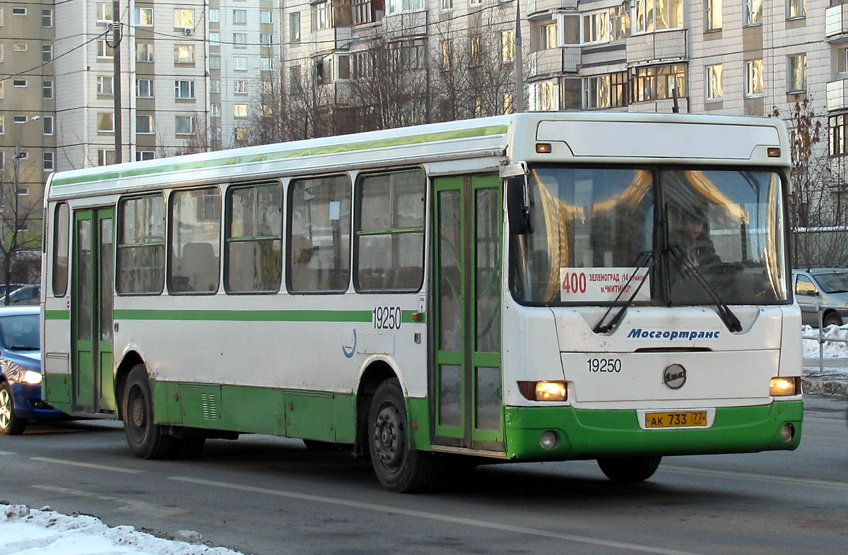 Москва, ЛиАЗ-5256.25-11 № 19250