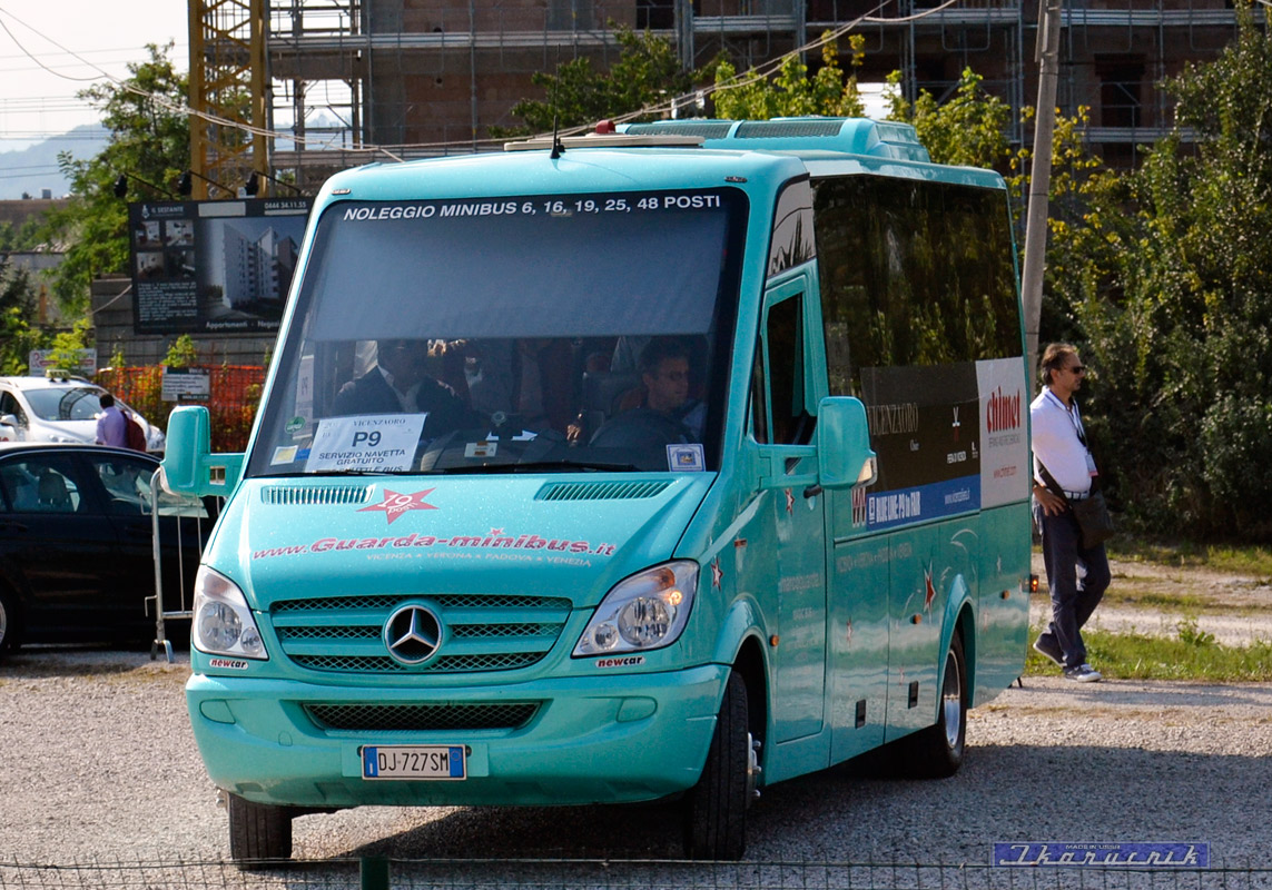 Италия, New Car № DJ 727SM