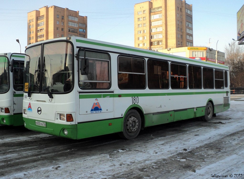 Тюменская область, ЛиАЗ-5256.26 № 180