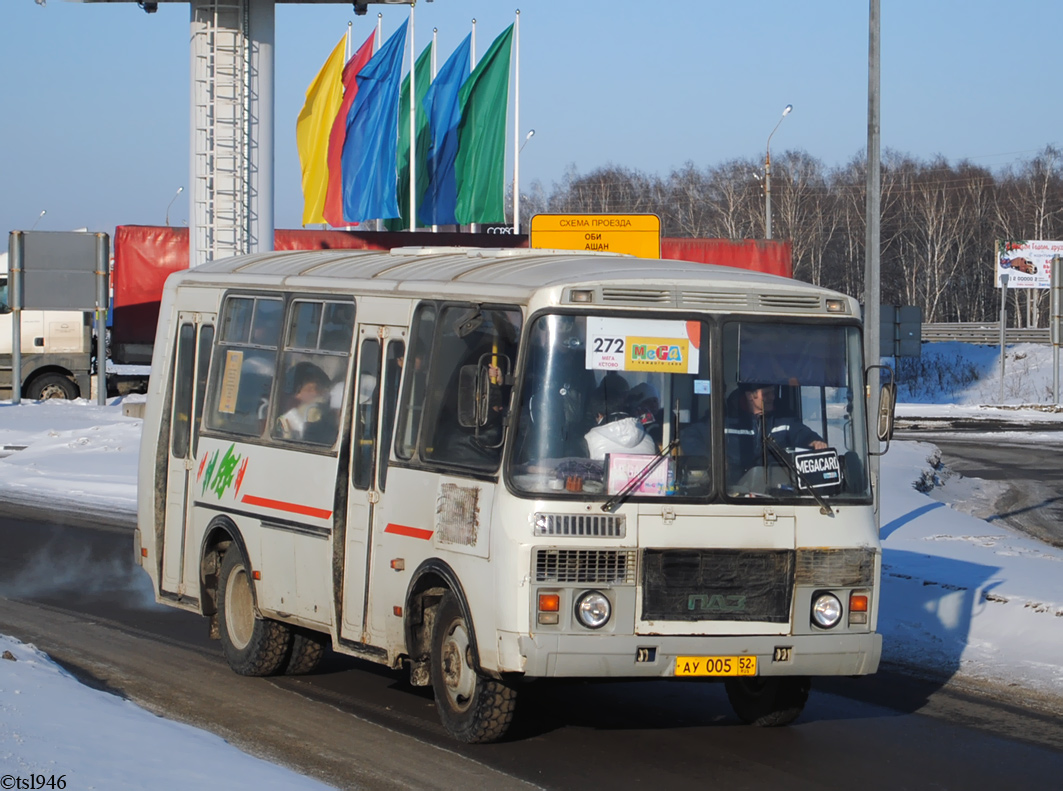 Nizhegorodskaya region, PAZ-32054 # АУ 005 52