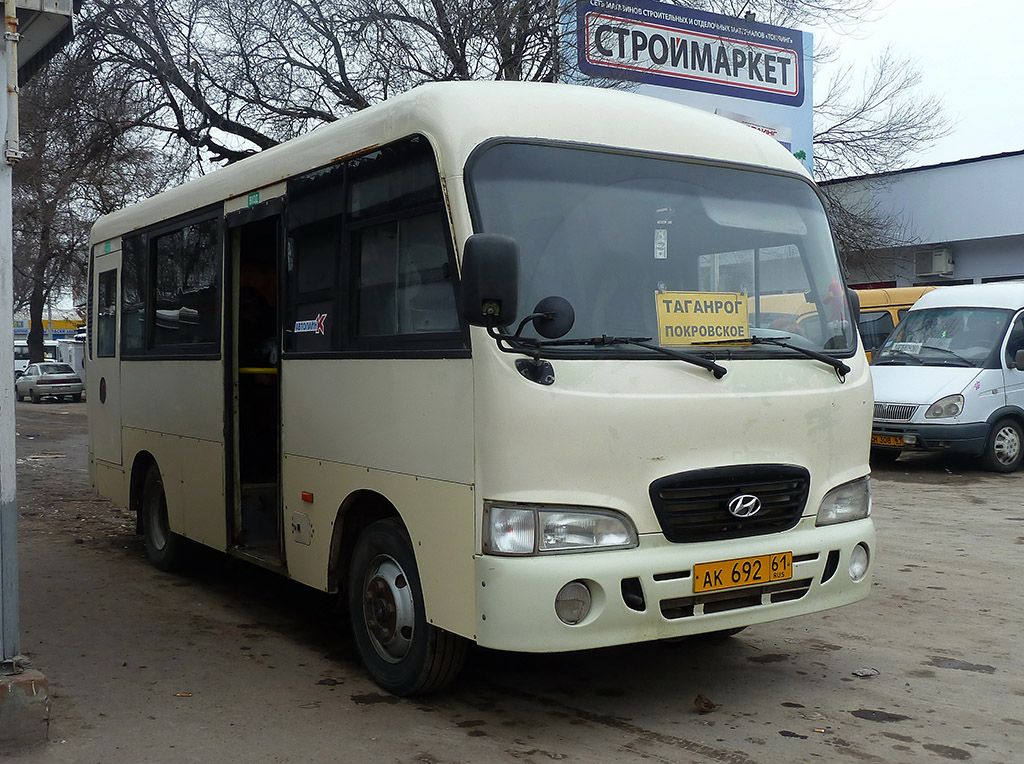 Ростовская область, Hyundai County SWB C08 (РЗГА) № 40