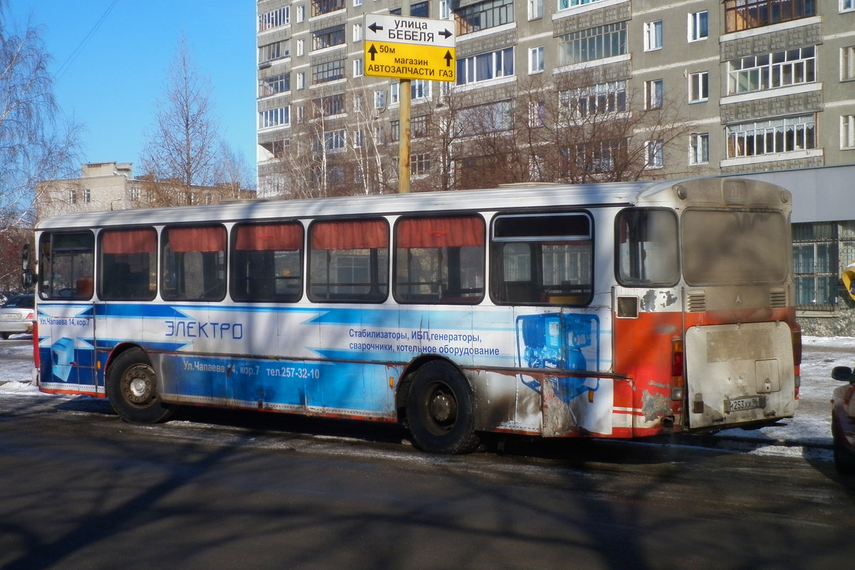 Свердловская область, Mercedes-Benz O305 № М 253 ХХ 96