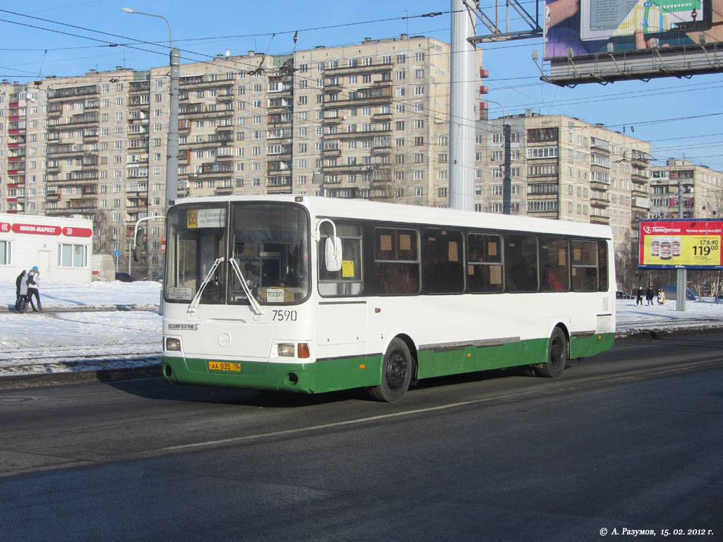 Sanktpēterburga, LiAZ-5256.25 № 7590