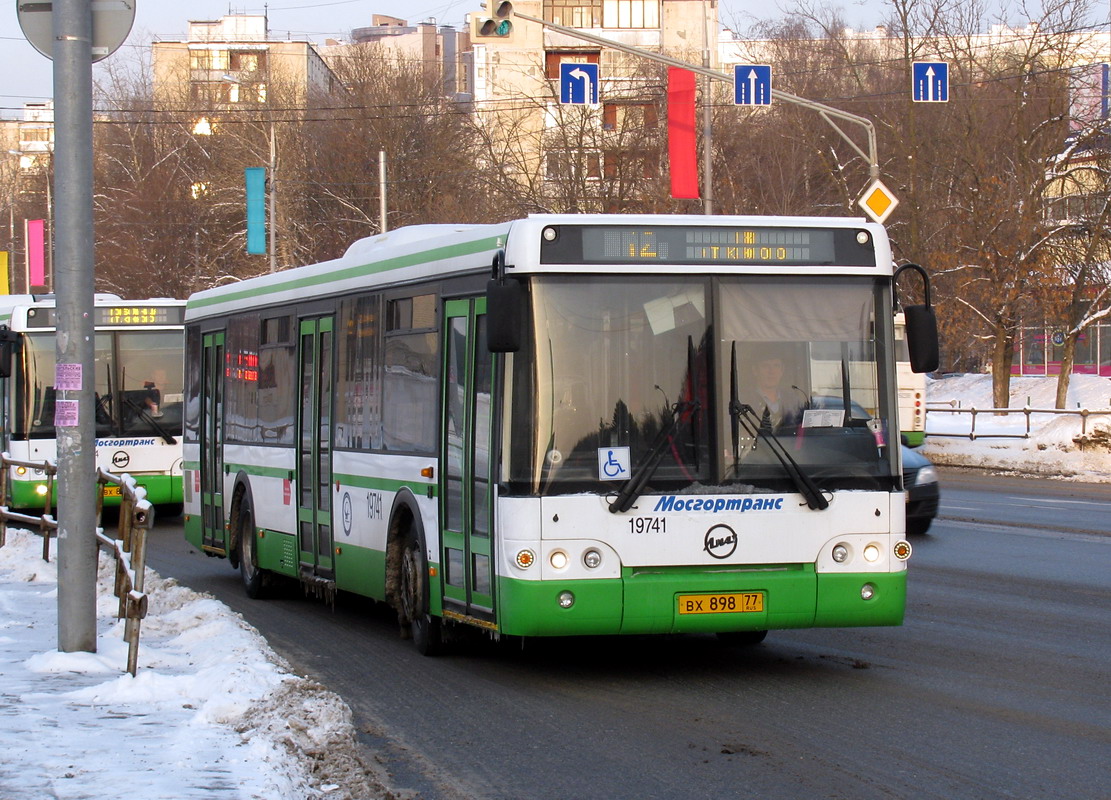 Москва, ЛиАЗ-5292.21 № 19741