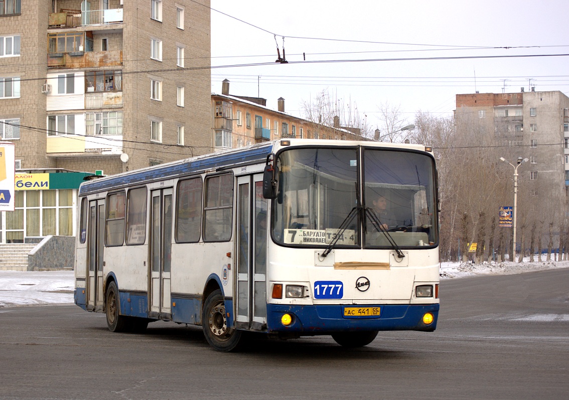 Омская область, ЛиАЗ-5256.45 № 1777