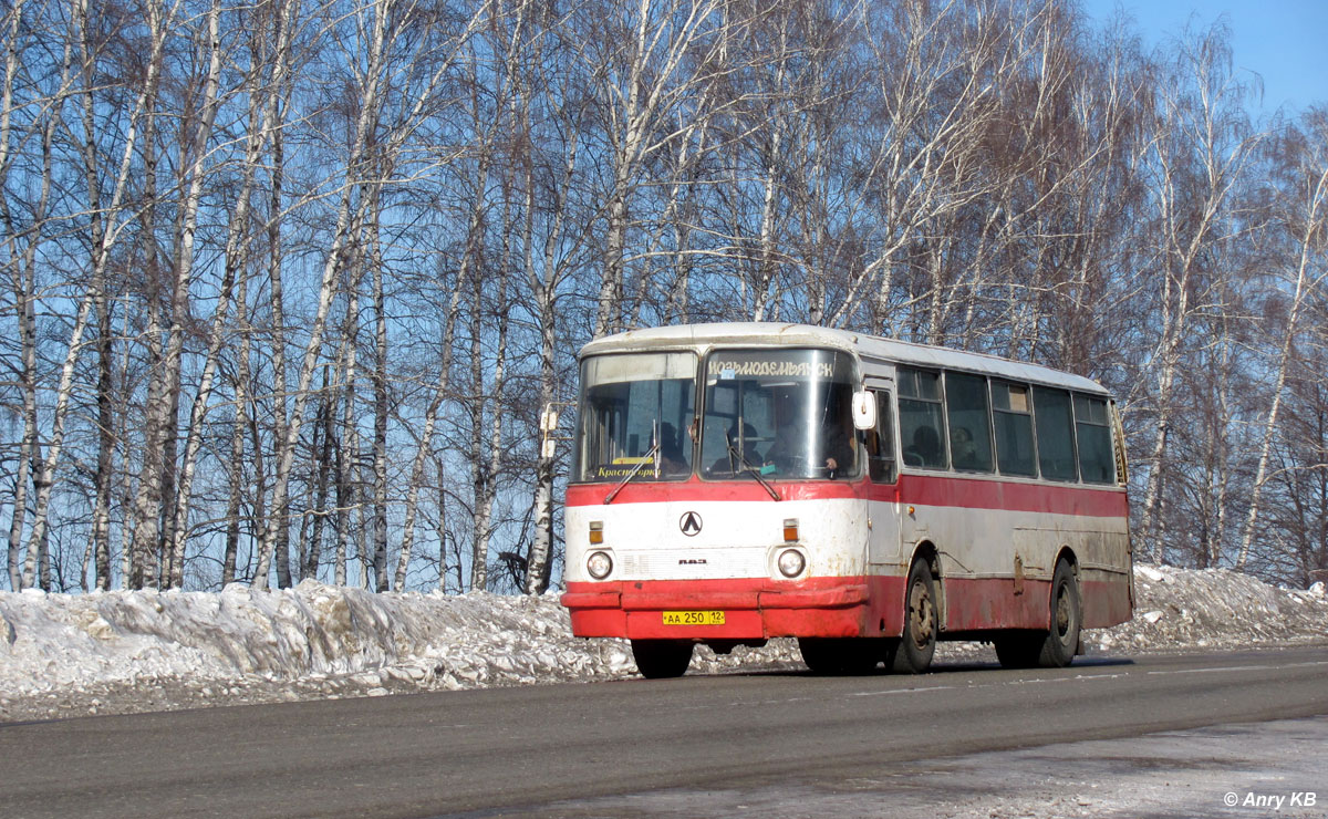 Марий Эл, ЛАЗ-695Н № АА 250 12