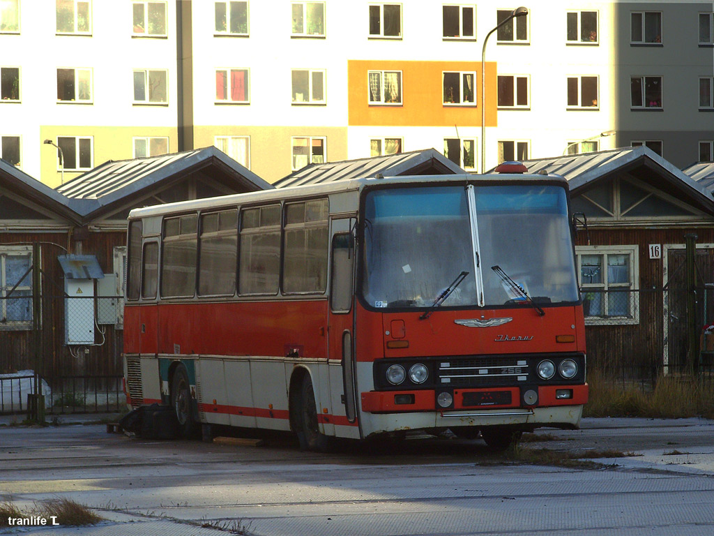 Латвия, Ikarus 256.51 № CU-8942; Латвия — Автобусы без номеров