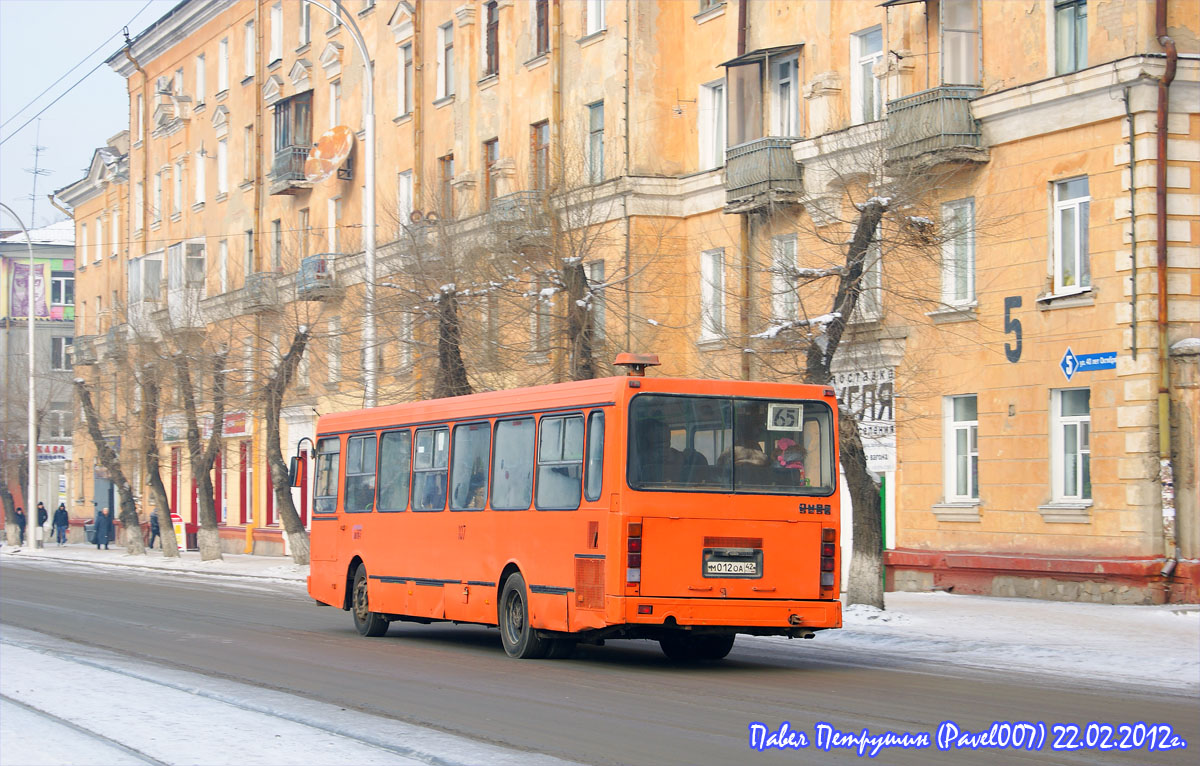 Кемеровская область - Кузбасс, ЛиАЗ-5256.30 № 107