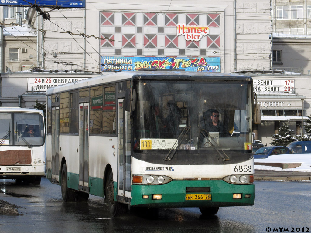 Санкт-Петербург, Волжанин-5270-10-05 № 6858